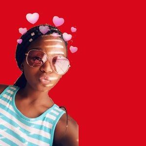 Meet your Posher, Desiree